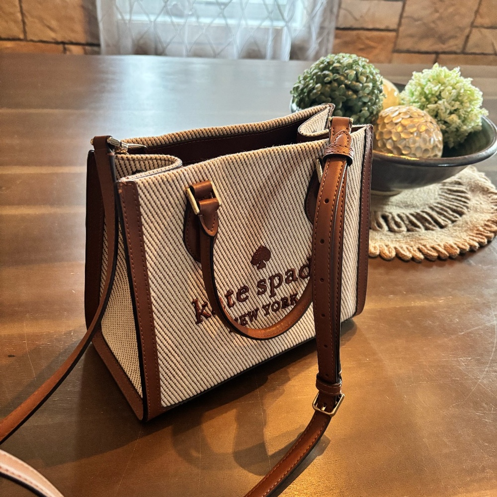 Kate Spade New York Ellie Canvas Small Tote in Warm Gingerbread
